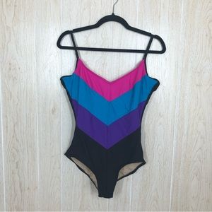 Vintage The Slim Suit Color Block Chevron One Piece Swimsuit